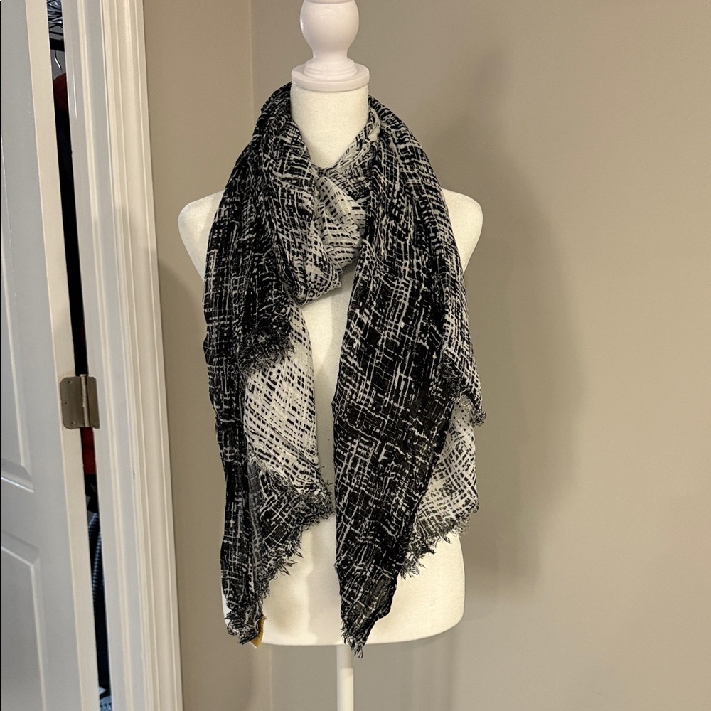 Calvin Klein Black and White Scarf
